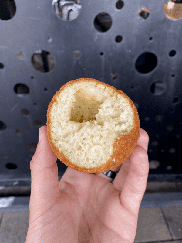 buñuelos, beignets de fromage colombien